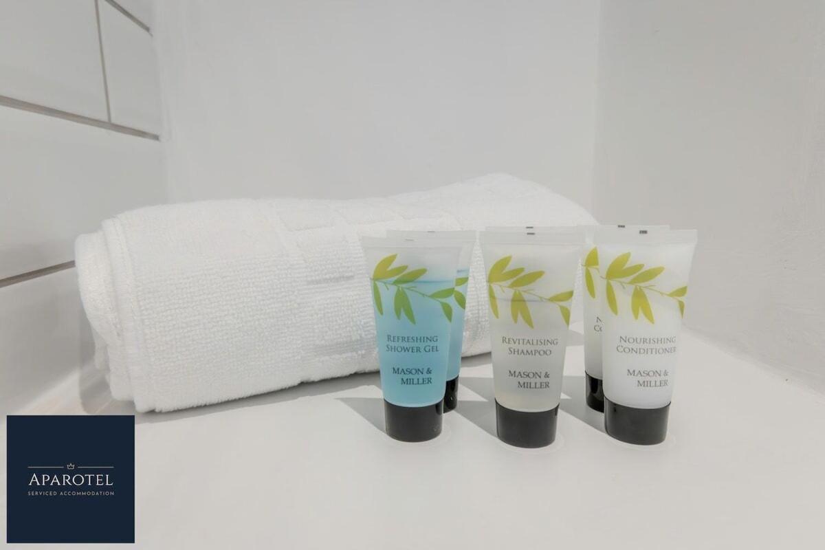 Aparotel Serviced Apartments - Stonehenge, Amesbury Town Centre Quarto foto
