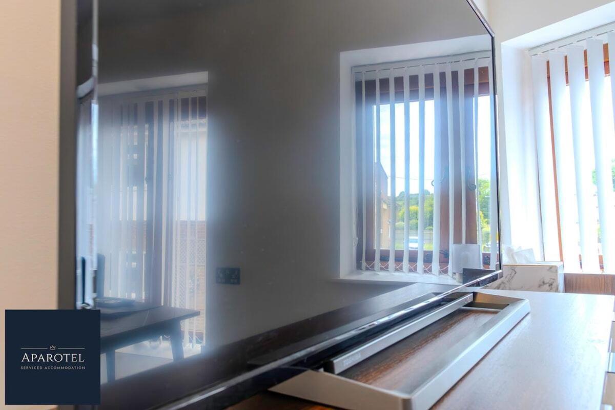 Aparotel Serviced Apartments - Stonehenge, Amesbury Town Centre Quarto foto